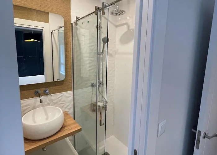 Pisazo A Estrenar En Pleno Centro 桑坦德